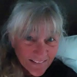 Meet your Posher, Paula